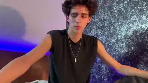 nice boy online show from 10-11-25, 05:39