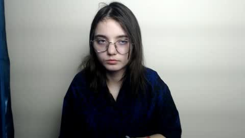 Snapshot of azumi_chan_ chatting on 02-12-26, 09:21 azumi_chan_ online show from 02-12-26, 09:21