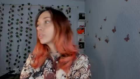 azumi saan online show from 10-30-25, 03:19