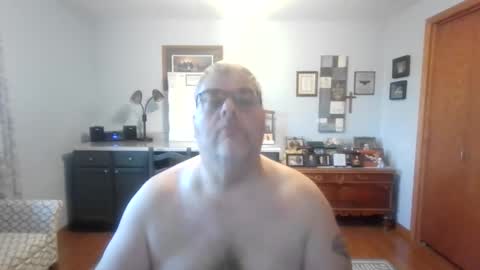 Snapshot of b1gh0rnyguy chatting on 11-12-25, 01:11 Cory online show from 11-12-25, 01:11