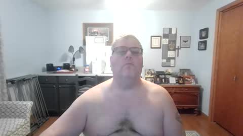 Snapshot of b1gh0rnyguy chatting on 12-05-25, 01:20 Cory online show from 12-05-25, 01:20