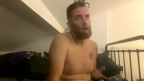 Snapshot of b4dafall44 chatting on 12-12-24, 11:25 b4dafall44 online show from 12-12-24, 11:25