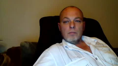 Snapshot of bababums chatting on 10-12-25, 09:36 bababums online show from 10-12-25, 09:36