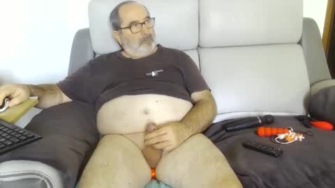 Snapshot of babacool96 chatting on 11-18-25, 09:14 babacool 96 online show from 11-18-25, 09:14