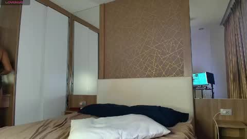 Coco online show from 04-16-26, 10:01