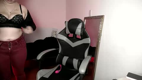 Snapshot of babenik_666 chatting on 11-29-25, 02:03 babenik_666 online show from 11-29-25, 02:03