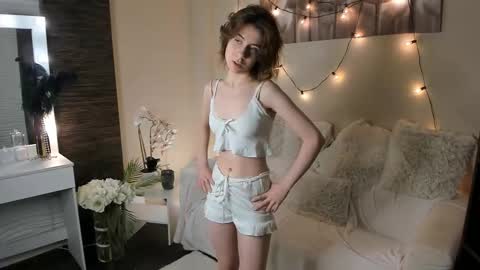 Snapshot of baby__project chatting on 11-25-25, 03:12 Shayna online show from 11-25-25, 03:12