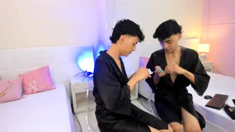 Snapshot of baby_ander chatting on 03-09-25, 07:48 Ander online show from 03-09-25, 07:48