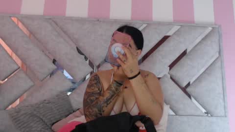 zaleya online show from 03-26-26, 05:51