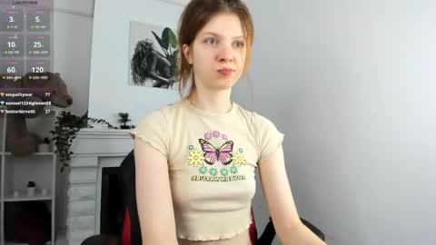 Evalena maybe just Eva online show from 02-21-25, 09:02