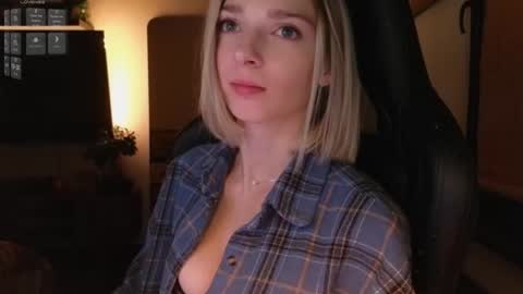 baby gopn1k online show from 11-21-25, 05:06