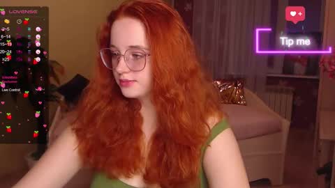 baby_little_fox online show from 10-04-25, 11:30