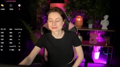 Snapshot of baby_luna_xo chatting on 02-27-26, 09:53 Hanna online show from 02-27-26, 09:53