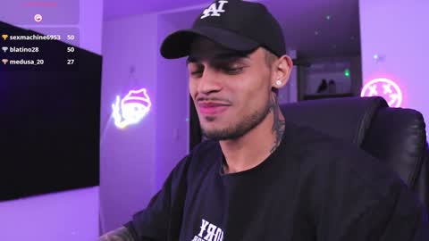 Snapshot of baby_rausch chatting on 01-15-25, 09:35 baby_rausch online show from 01-15-25, 09:35