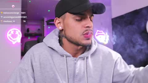 Snapshot of baby_rausch chatting on 01-31-25, 12:40 baby_rausch online show from 01-31-25, 12:40