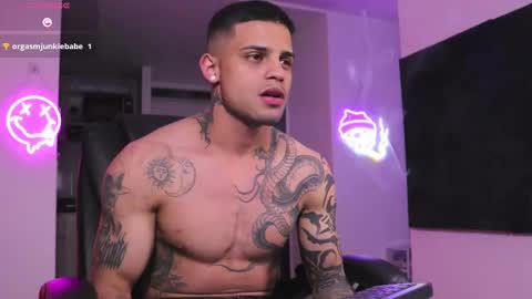 Snapshot of baby_rausch chatting on 02-11-25, 06:19 baby_rausch online show from 02-11-25, 06:19