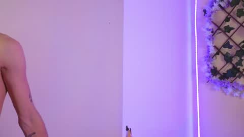  Dani  online show from 12-22-24, 07:44