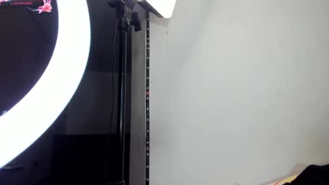 Snapshot of babyandromeda chatting on 02-07-25, 06:24 online show from 02-07-25, 06:24