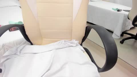 ANGEL online show from 10-12-25, 03:11