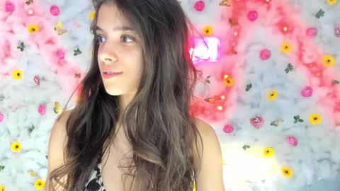 Aylin  online show from 01-14-25, 08:20