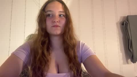 Snapshot of babyblissxx chatting on 09-08-25, 09:58 Katerina online show from 09-08-25, 09:58