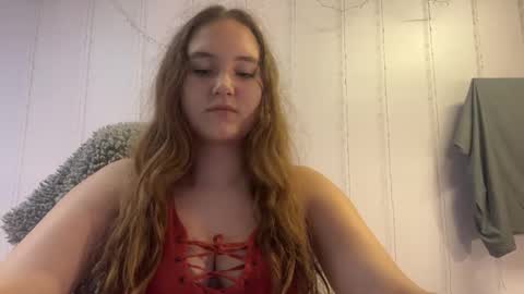 Snapshot of babyblissxx chatting on 09-11-25, 09:59 Katerina online show from 09-11-25, 09:59