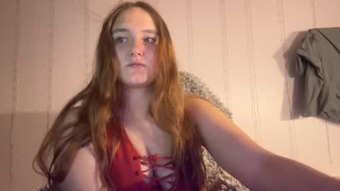 Snapshot of babyblissxx chatting on 09-29-25, 10:03 Katerina online show from 09-29-25, 10:03