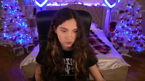 Sasha online show from 12-18-24, 08:36