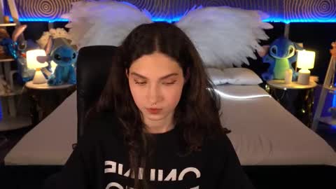 Sasha online show from 11-19-25, 08:42