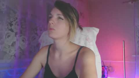 Sonya online show from 10-22-25, 05:13