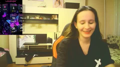 Alice  online show from 10-02-25, 12:17