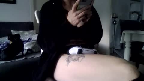 Snapshot of backuphoney chatting on 10-16-25, 07:20 Honey online show from 10-16-25, 07:20