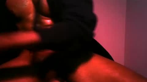 Snapshot of bad_bad_m chatting on 10-19-25, 09:32 bad_bad_m online show from 10-19-25, 09:32