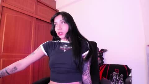 Snapshot of bad_cherry chatting on 11-04-25, 01:05 Bratty Lanita - independent online show from 11-04-25, 01:05