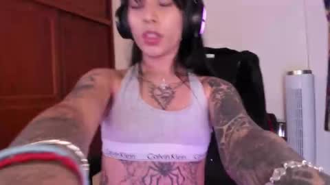 Snapshot of bad_cherry chatting on 11-06-25, 10:10 Bratty Lanita - independent online show from 11-06-25, 10:10