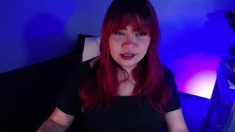 Snapshot of bad_scarlett1 chatting on 10-08-25, 01:25 Scarlett online show from 10-08-25, 01:25