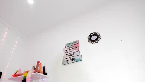 Snapshot of bad_thing1 chatting on 11-11-25, 01:55 Victoria online show from 11-11-25, 01:55