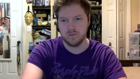 Snapshot of badboyboogie78 chatting on 10-30-25, 08:49 Hylian97 online show from 10-30-25, 08:49