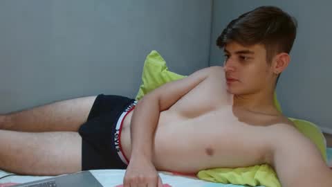 badbunny_69_ online show from 02-11-25, 07:12