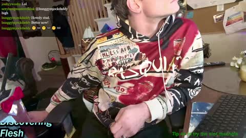 Snapshot of baddaddy215 chatting on 12-06-24, 11:00 baddaddy215 online show from 12-06-24, 11:00