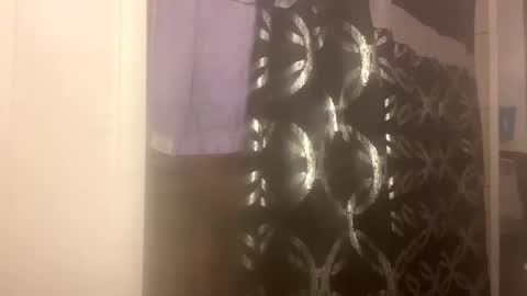 Snapshot of baddaddy215 chatting on 01-09-25, 11:25 baddaddy215 online show from 01-09-25, 11:25