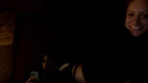 Snapshot of baddgigii chatting on 11-09-25, 07:06 baddgigii online show from 11-09-25, 07:06