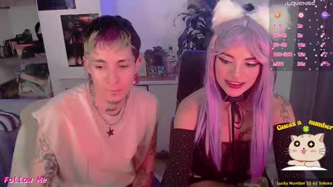 Snapshot of badeyes_crazylilgoat chatting on 09-13-25, 11:04 Dan Lila online show from 09-13-25, 11:04