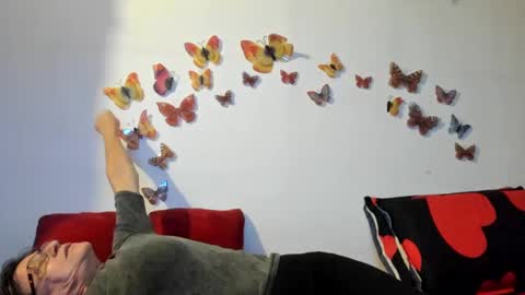 Gina online show from 12-17-24, 06:20