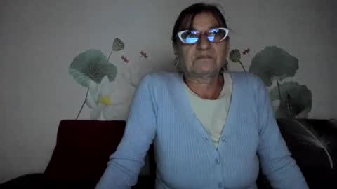 Gina online show from 10-08-25, 05:38