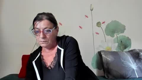 Gina online show from 10-09-25, 01:20