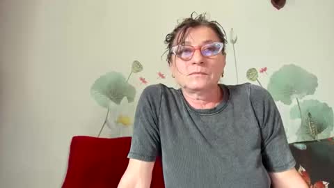 Gina online show from 10-21-25, 10:49