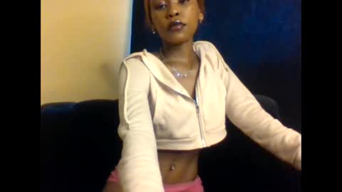 Snapshot of badgurllily chatting on 11-22-25, 10:03 Lily. online show from 11-22-25, 10:03