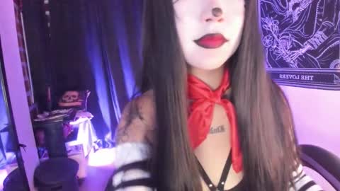        Please help me to reach 100 thumbs up online show from 10-23-25, 07:12