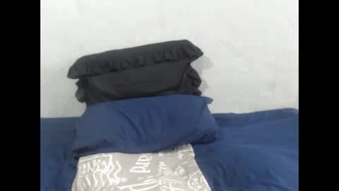 Lily online show from 10-18-25, 06:16